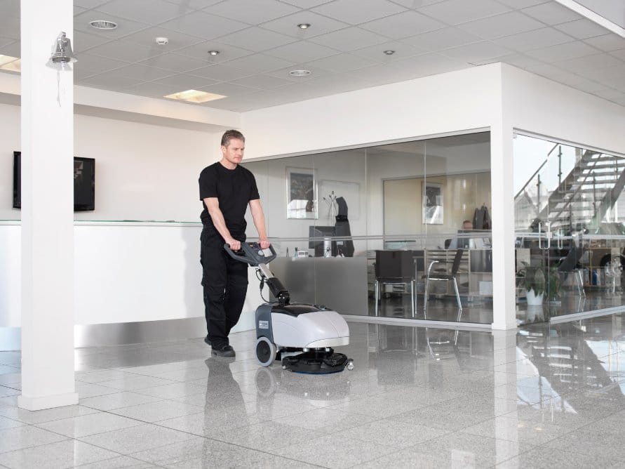 Nilfisk SC351 Autorécureuse compacte – Image 4